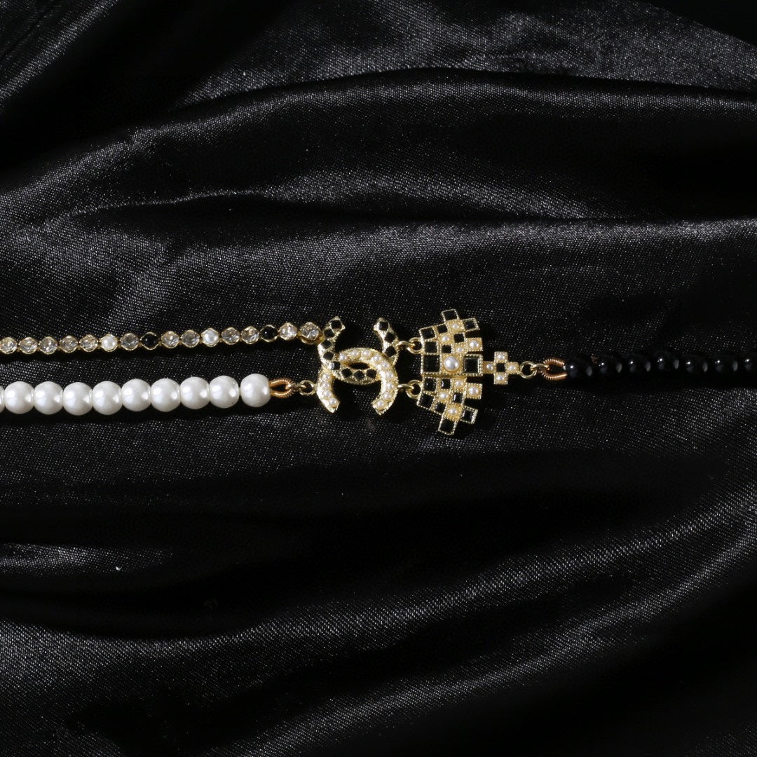 CHANEL 雙C 珍珠皇冠頸鏈