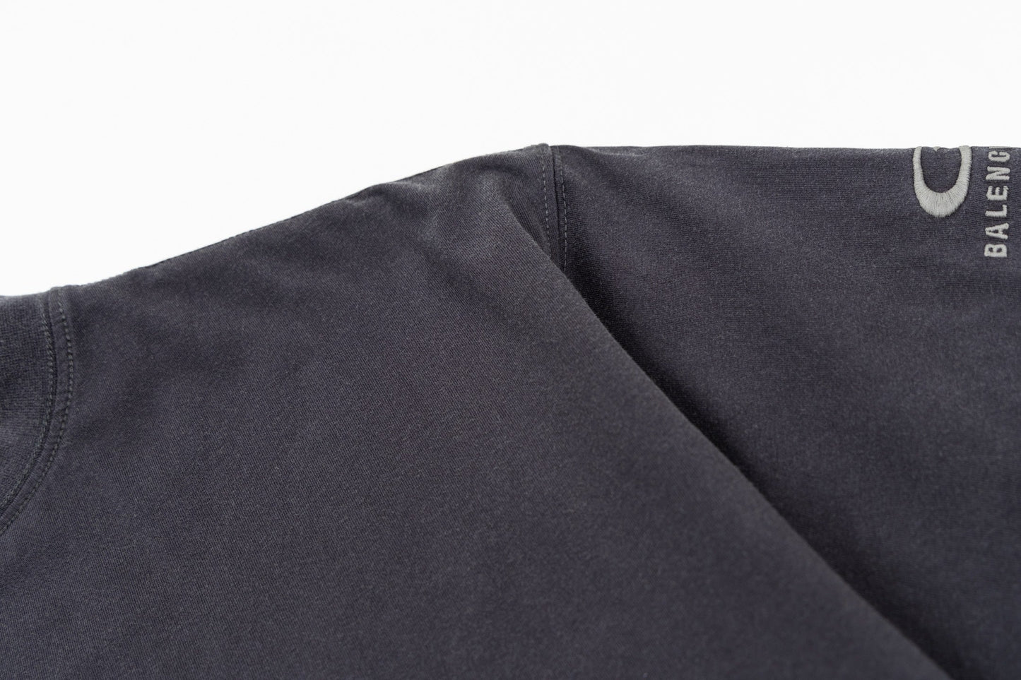 BALENCIAGA 正反雙層刺繡短袖