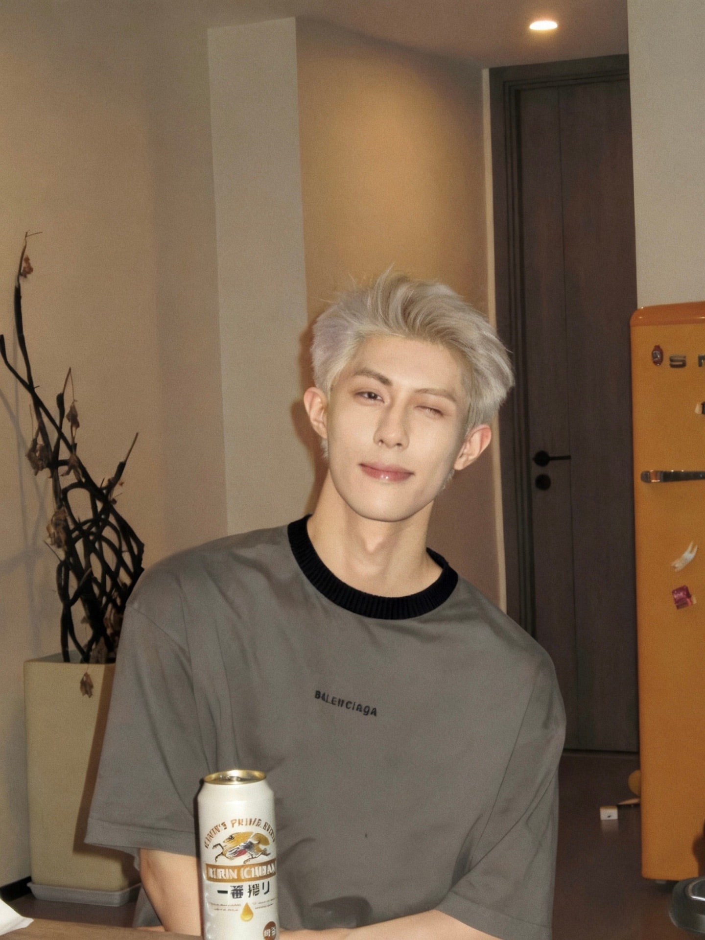 BALENCIAGA 正反雙層刺繡短袖