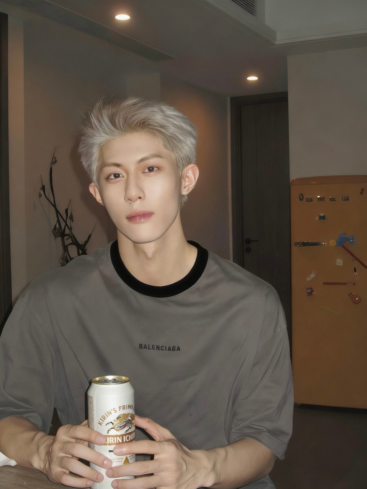 BALENCIAGA 正反雙層刺繡短袖