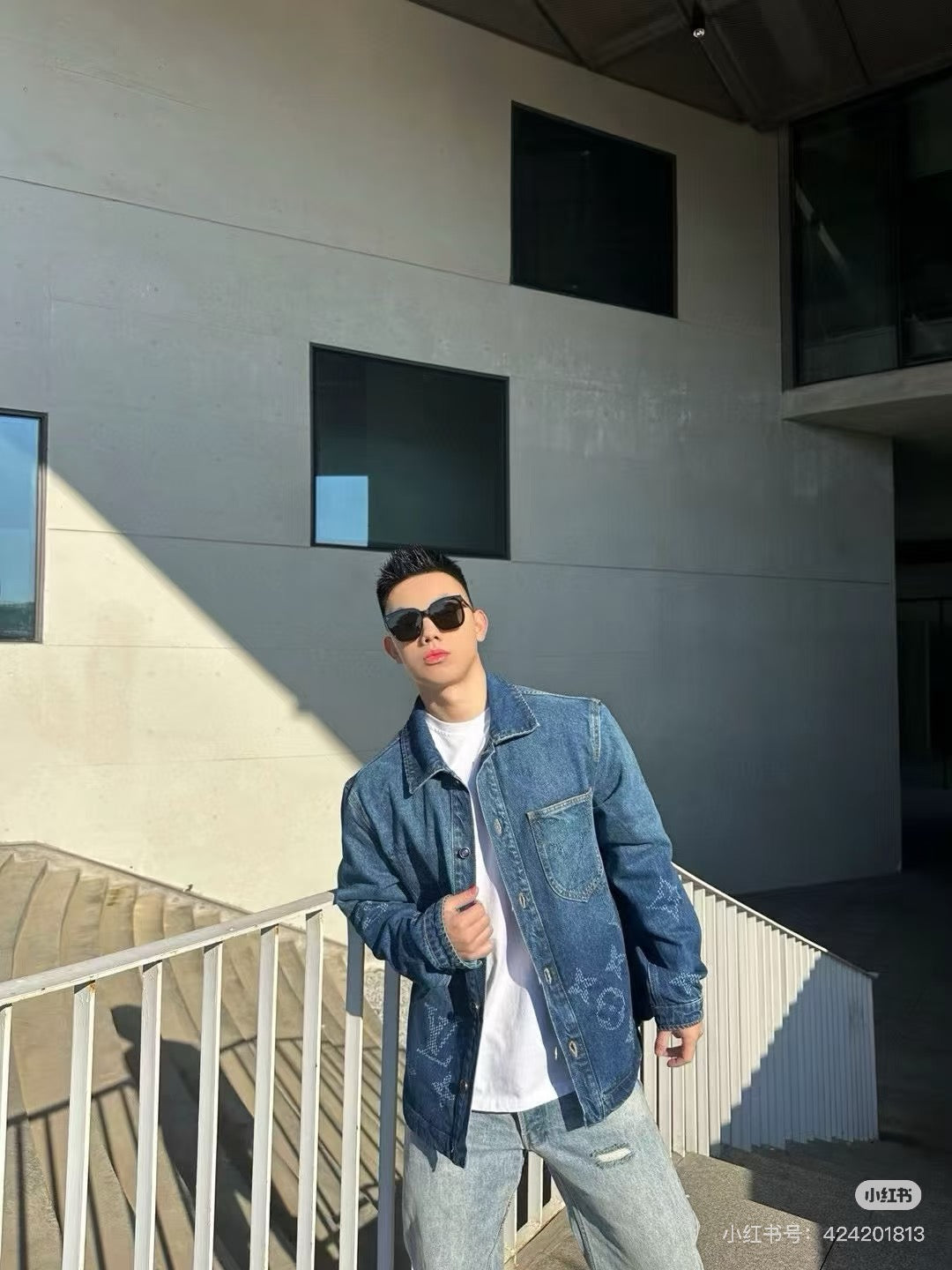 LV 哈比漸層老花牛仔外套