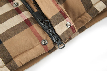 BURBERRY 拆袖大格紋羽絨服