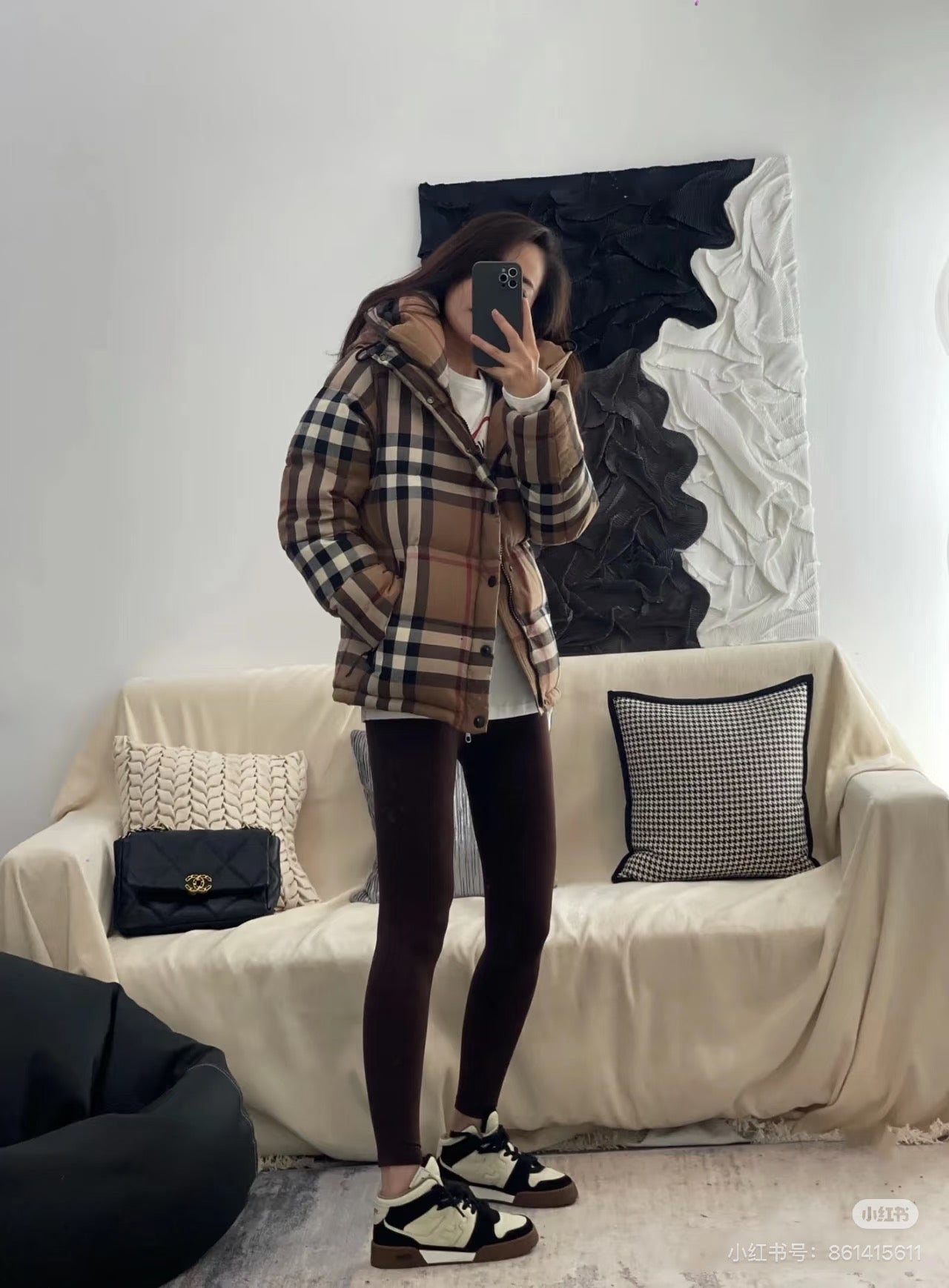 BURBERRY 拆袖大格紋羽絨服