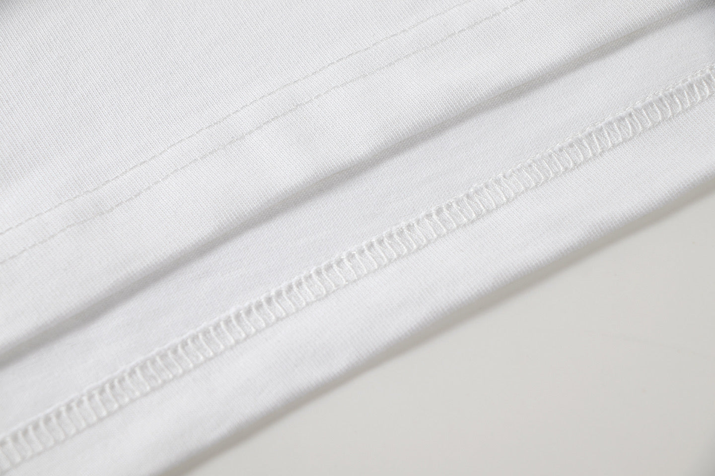 Balenciaga 釘鏈 (白)