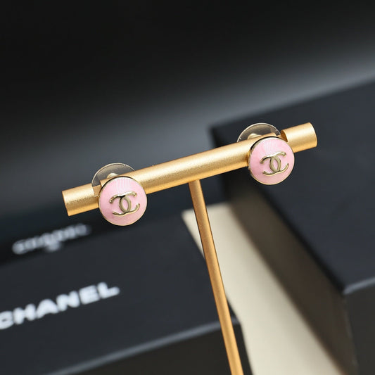 Chanel 26C粉紅色樹脂耳環