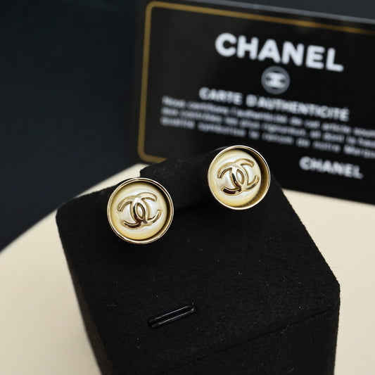 Chanel 25K珍珠耳環