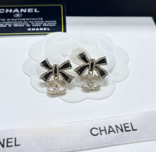 CHANEL 黑金蝴蝶結雙Ｃ字母耳環