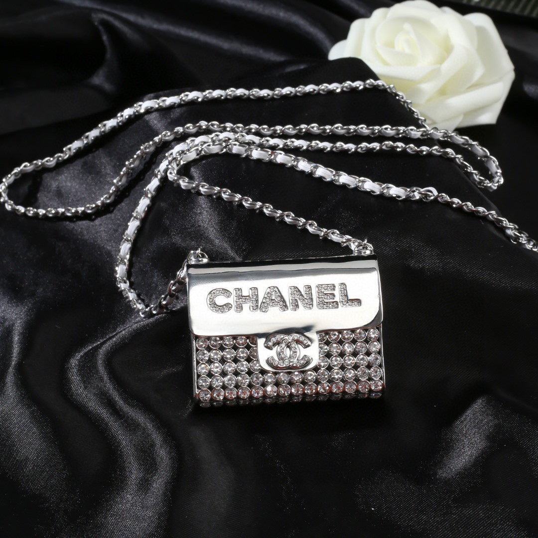 CHANEL 包包項鍊