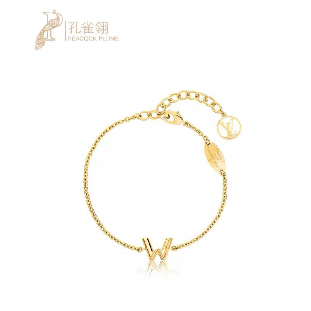 LV 字母手鍊