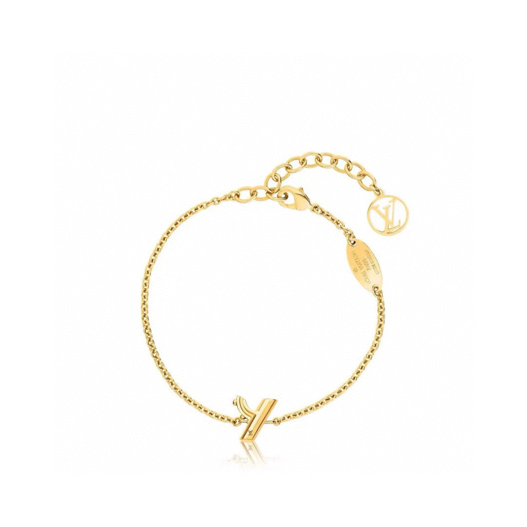 LV 字母手鍊