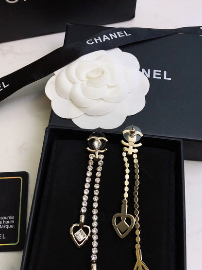 CHANEL 珍珠耳環