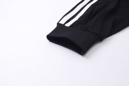 BALENCIAGA X Adidas前面經典LOGO組合刺繡長袖T (黑)